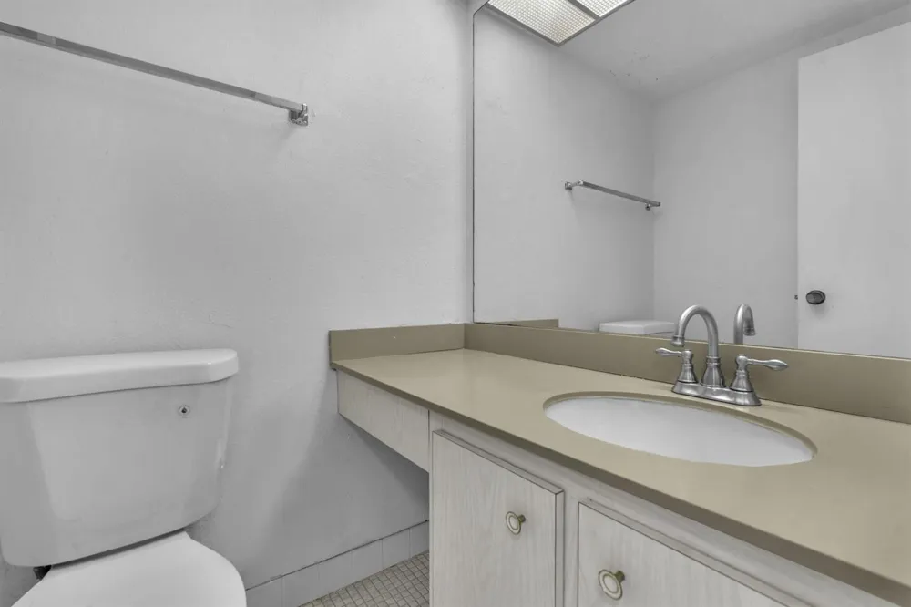 251 174th Street #714 Sunny Isles Beach, FL 33160