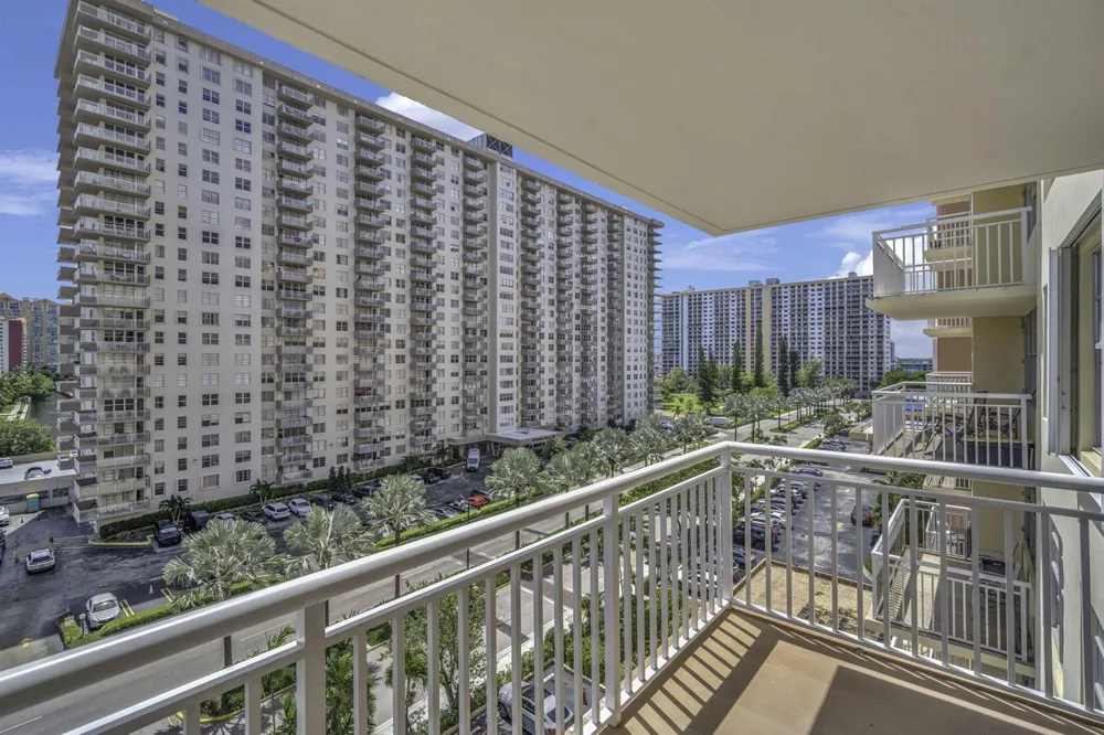 251 174th Street #714 Sunny Isles Beach, FL 33160