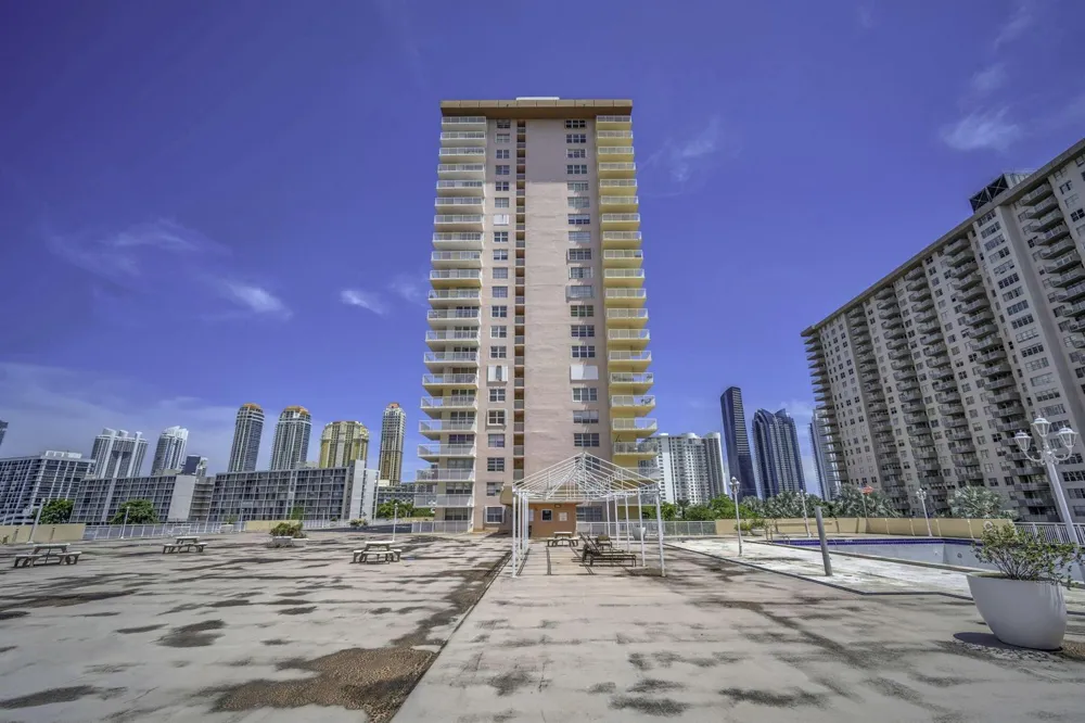 251 174th Street #714 Sunny Isles Beach, FL 33160