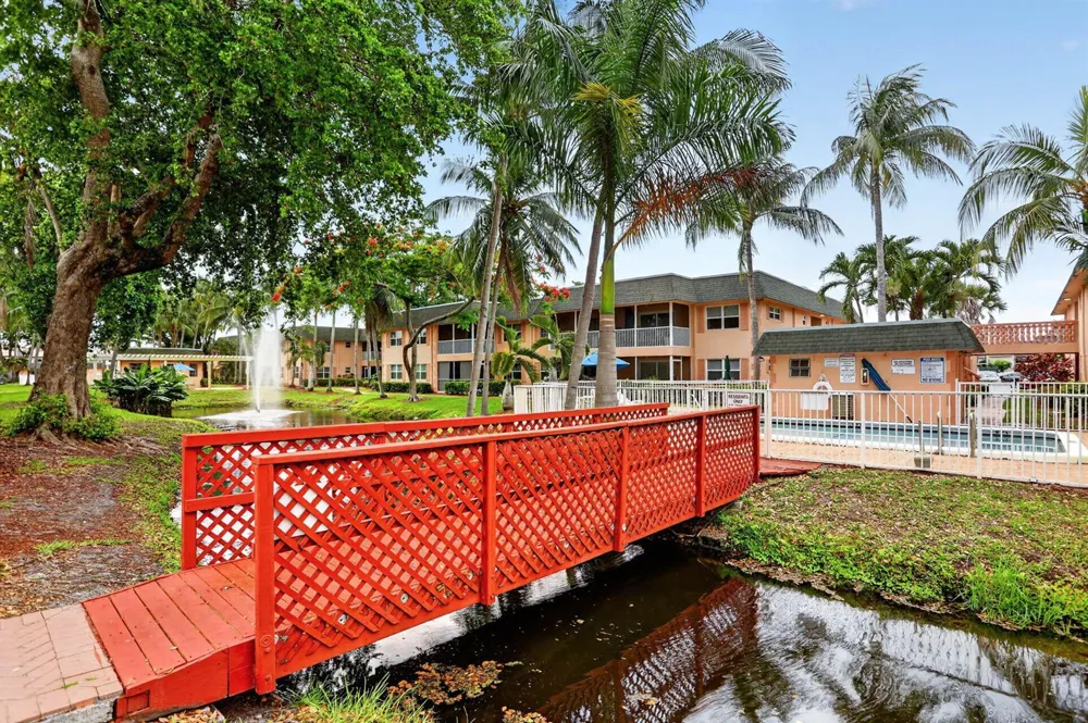 770 SE 2ND AVENUE #E205 Deerfield Beach, FL 33441