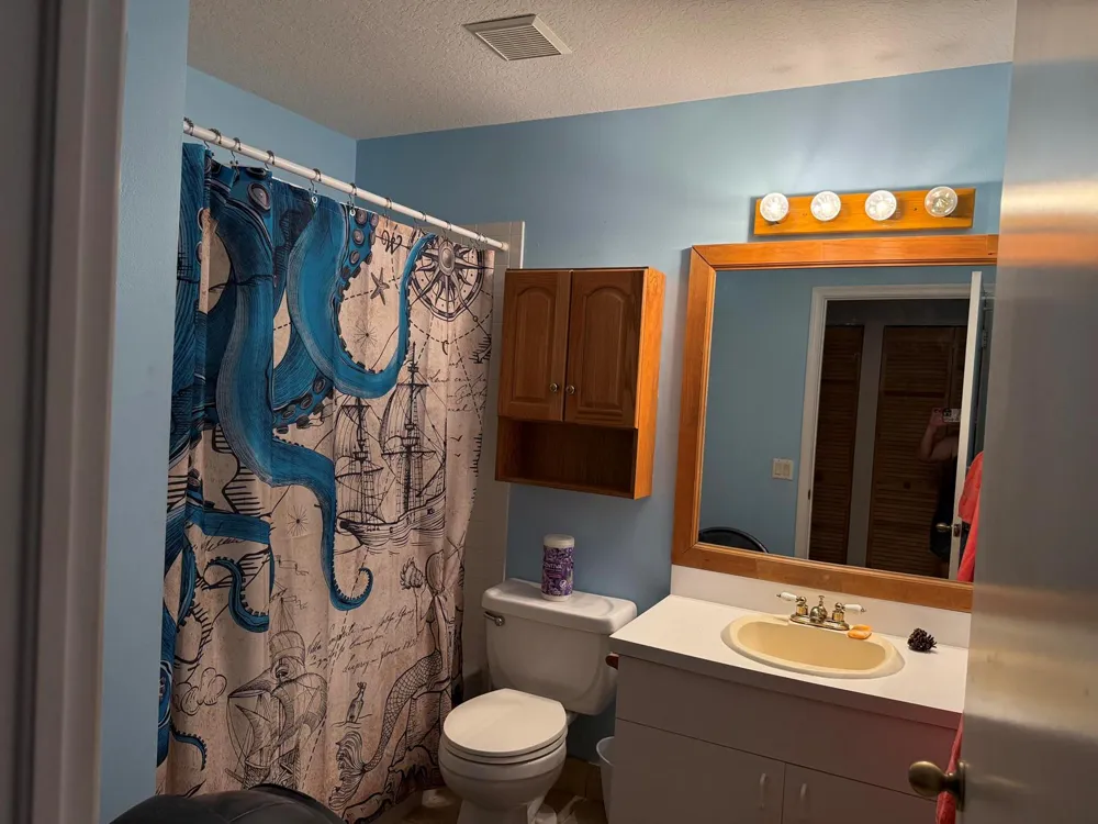 102 SAND PINE WAY Royal Palm Beach, FL 33411