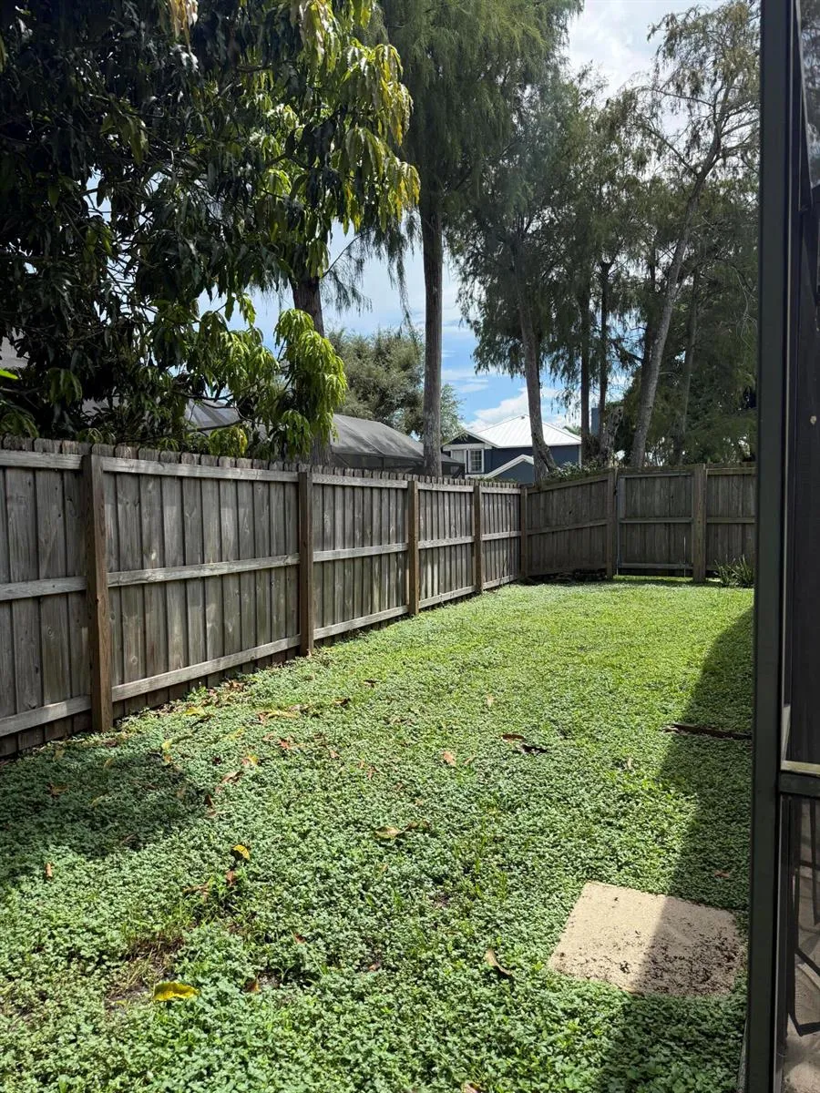 102 SAND PINE WAY Royal Palm Beach, FL 33411