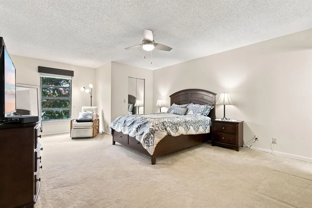7290 Kinghurst Drive #403 Delray Beach, FL 33446