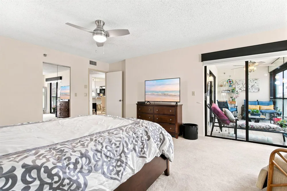 7290 Kinghurst Drive #403 Delray Beach, FL 33446