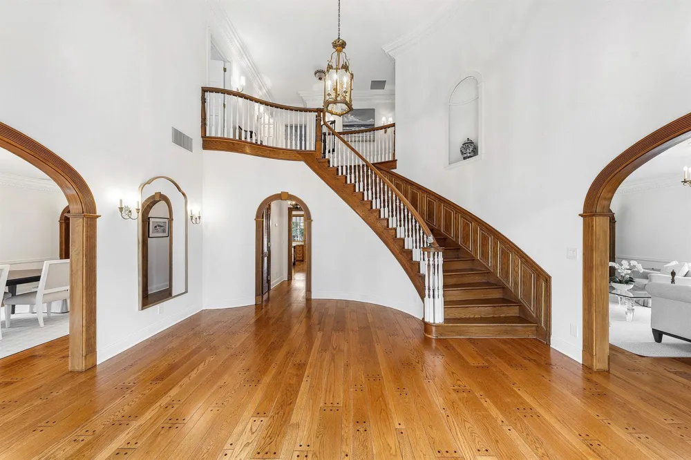 19153 SE Jupiter River Drive Jupiter, FL 33458
