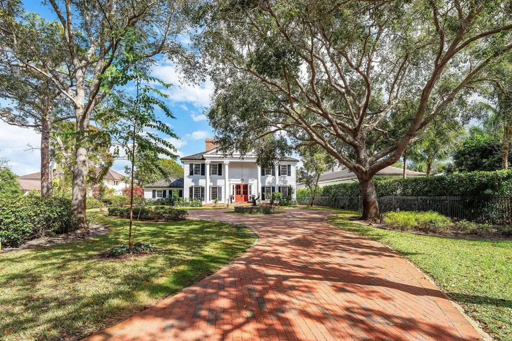 19153 SE Jupiter River Drive Jupiter, FL 33458