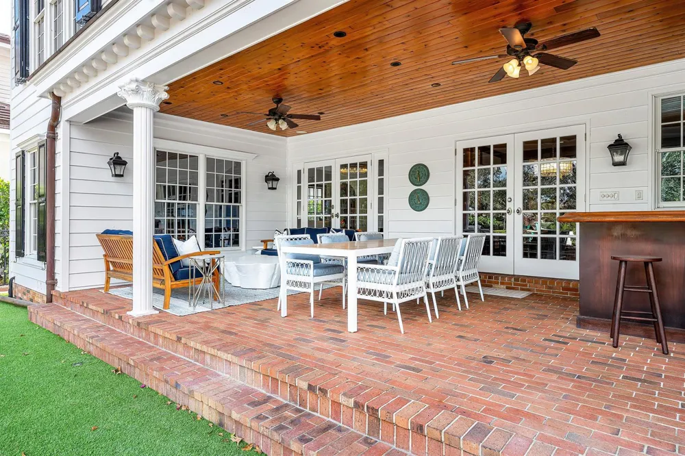 19153 SE Jupiter River Drive Jupiter, FL 33458