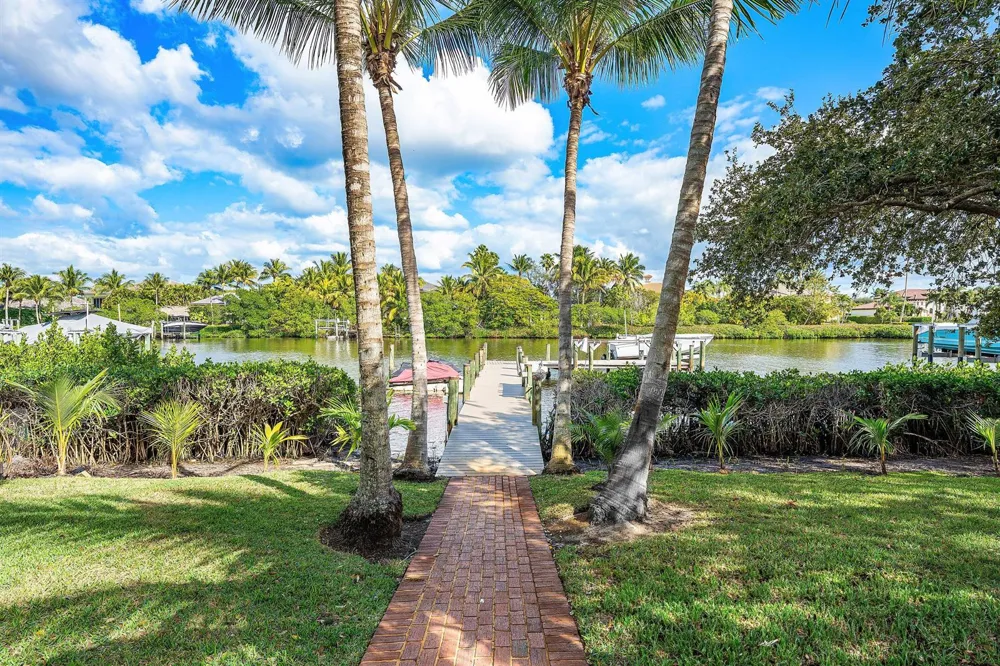 19153 SE Jupiter River Drive Jupiter, FL 33458