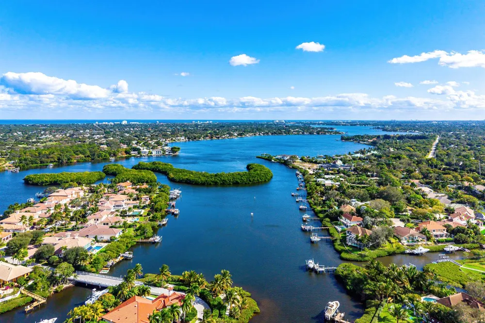 19153 SE Jupiter River Drive Jupiter, FL 33458