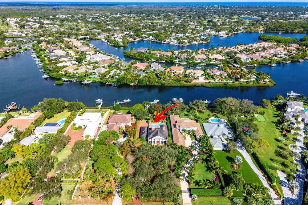 19153 SE Jupiter River Drive Jupiter, FL 33458
