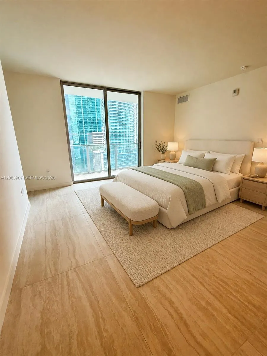 77 SE 5th St #2201 Miami, FL 33131