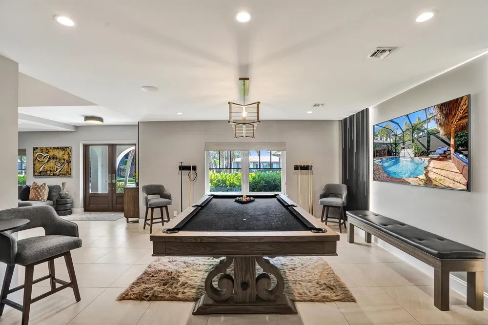 738 MIDDLE RIVER DRIVE Fort Lauderdale, FL 33304