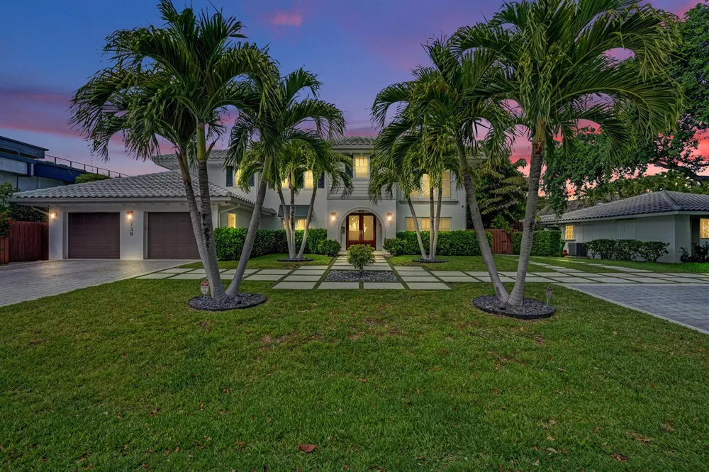 738 MIDDLE RIVER DRIVE Fort Lauderdale, FL 33304