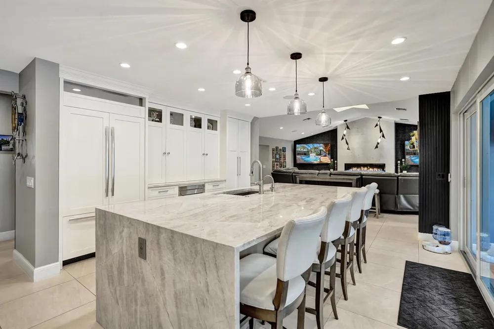 738 MIDDLE RIVER DRIVE Fort Lauderdale, FL 33304