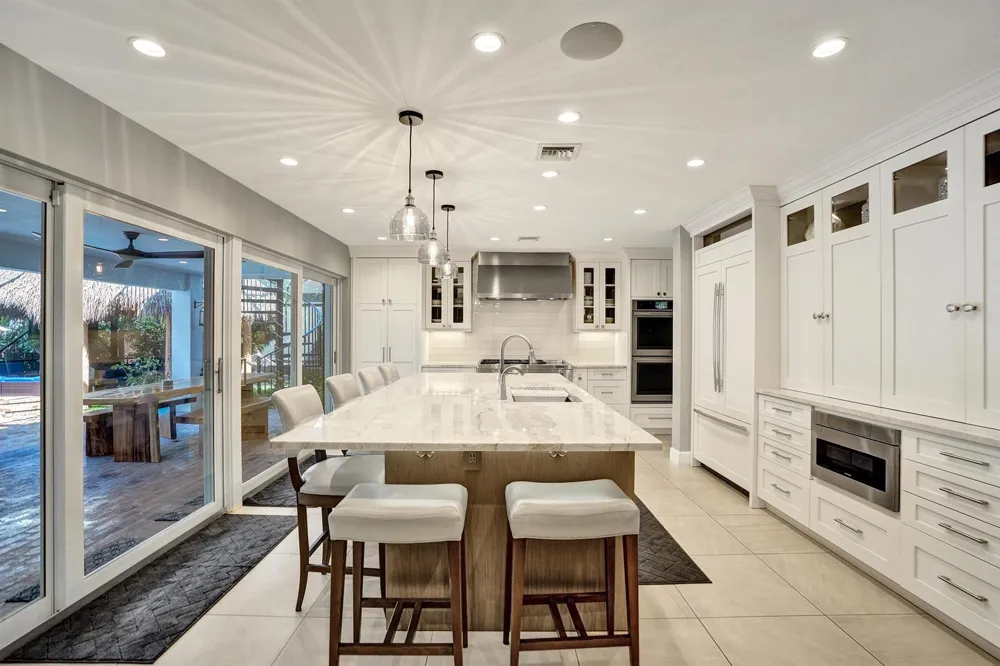 738 MIDDLE RIVER DRIVE Fort Lauderdale, FL 33304