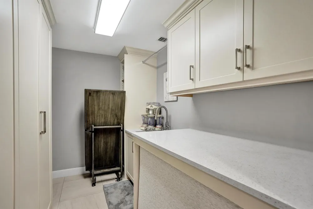 738 MIDDLE RIVER DRIVE Fort Lauderdale, FL 33304