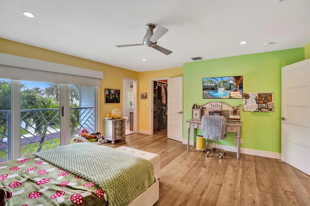 738 MIDDLE RIVER DRIVE Fort Lauderdale, FL 33304