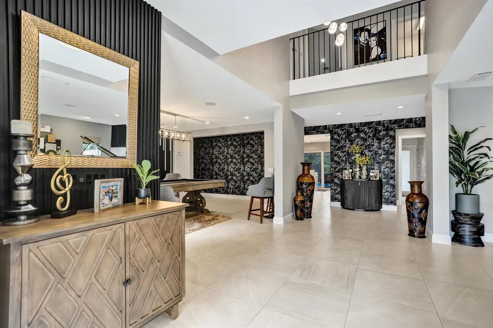 738 MIDDLE RIVER DRIVE Fort Lauderdale, FL 33304