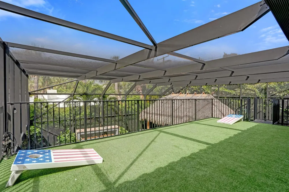 738 MIDDLE RIVER DRIVE Fort Lauderdale, FL 33304