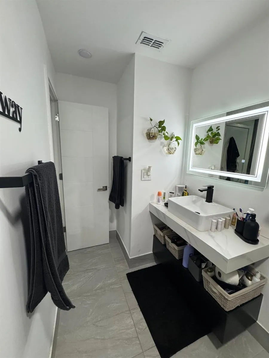 18422 SPANISH ISLES PLACE Boca Raton, FL 33496