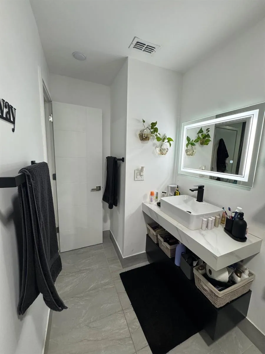 18422 SPANISH ISLES PLACE Boca Raton, FL 33496