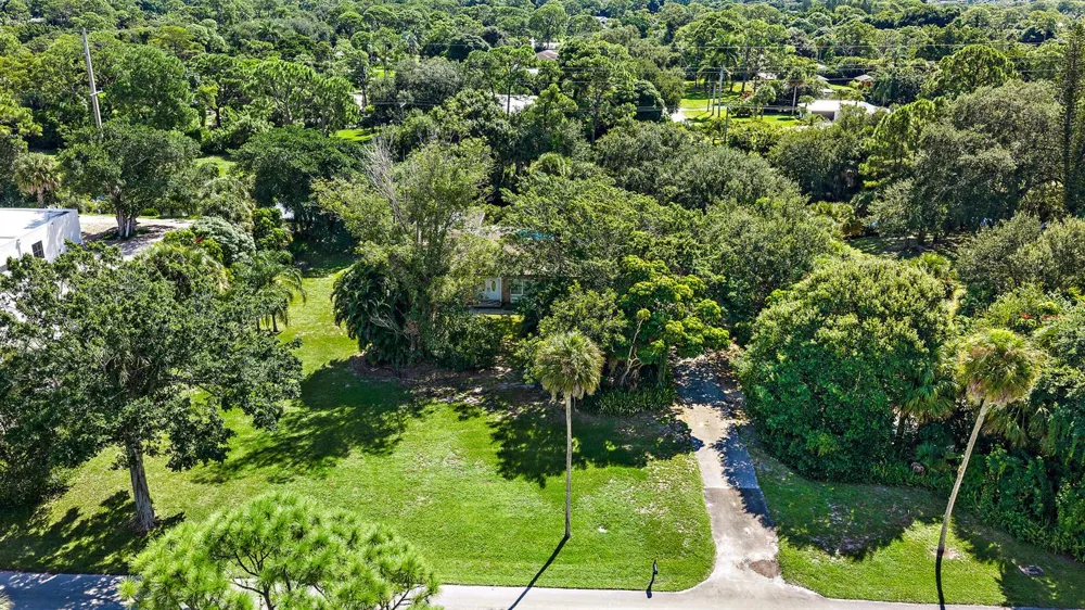 8550 Nashua Drive Palm Beach Gardens, FL 33418