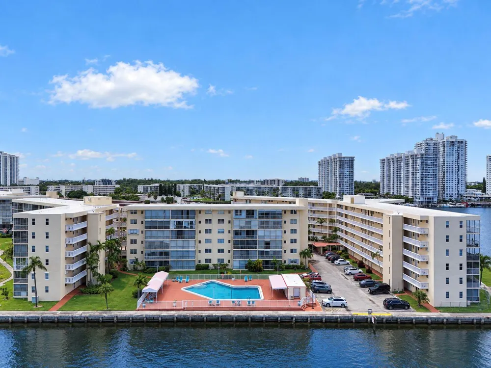 2999 POINT EAST DRIVE #C109 Aventura, FL 33160