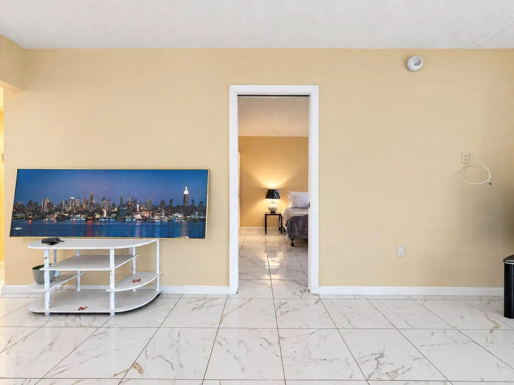 2999 POINT EAST DRIVE #C109 Aventura, FL 33160