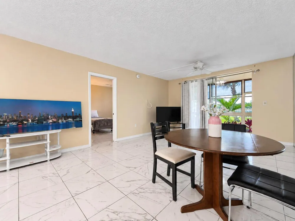 2999 POINT EAST DRIVE #C109 Aventura, FL 33160