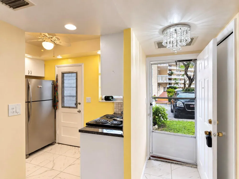 2999 POINT EAST DRIVE #C109 Aventura, FL 33160