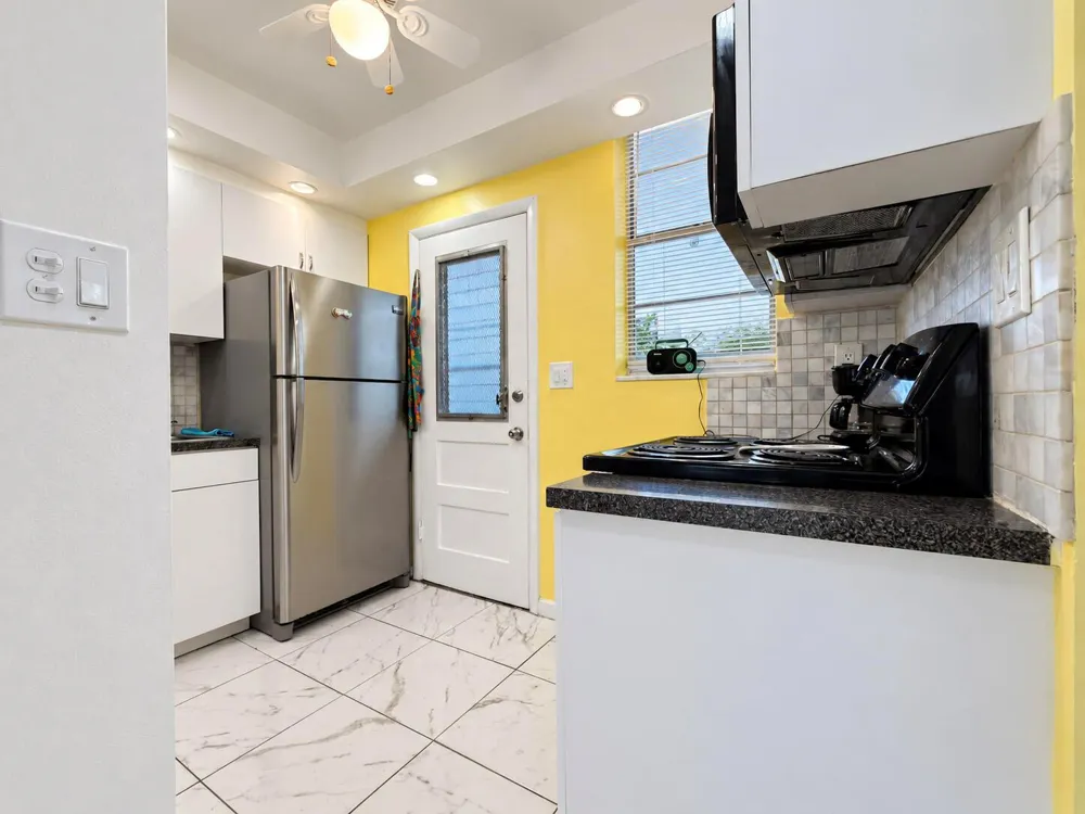 2999 POINT EAST DRIVE #C109 Aventura, FL 33160