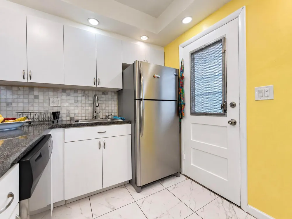 2999 POINT EAST DRIVE #C109 Aventura, FL 33160