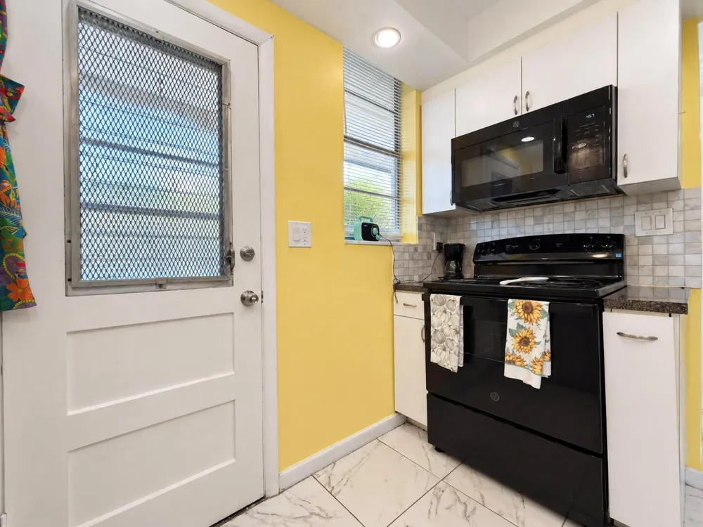 2999 POINT EAST DRIVE #C109 Aventura, FL 33160