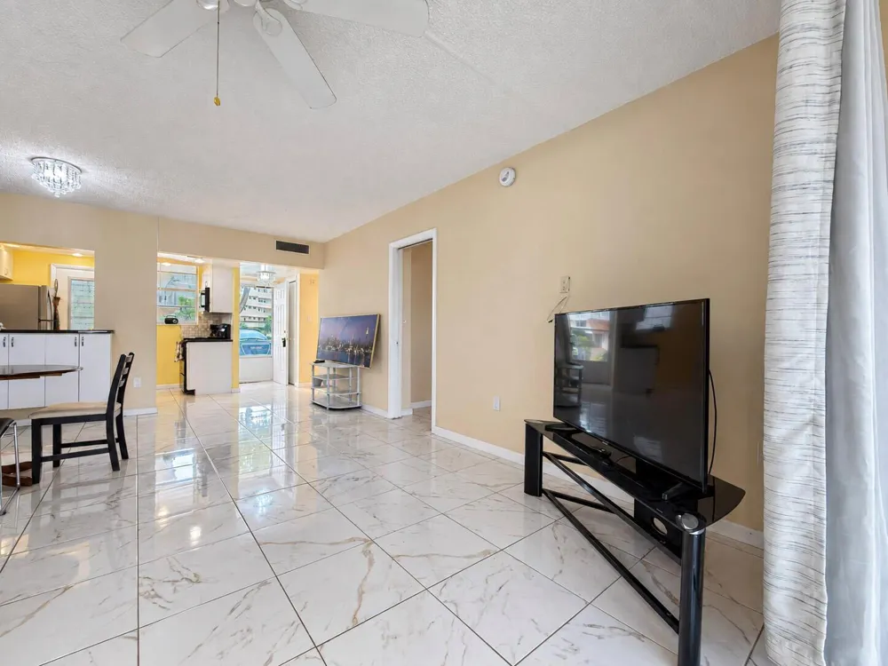 2999 POINT EAST DRIVE #C109 Aventura, FL 33160