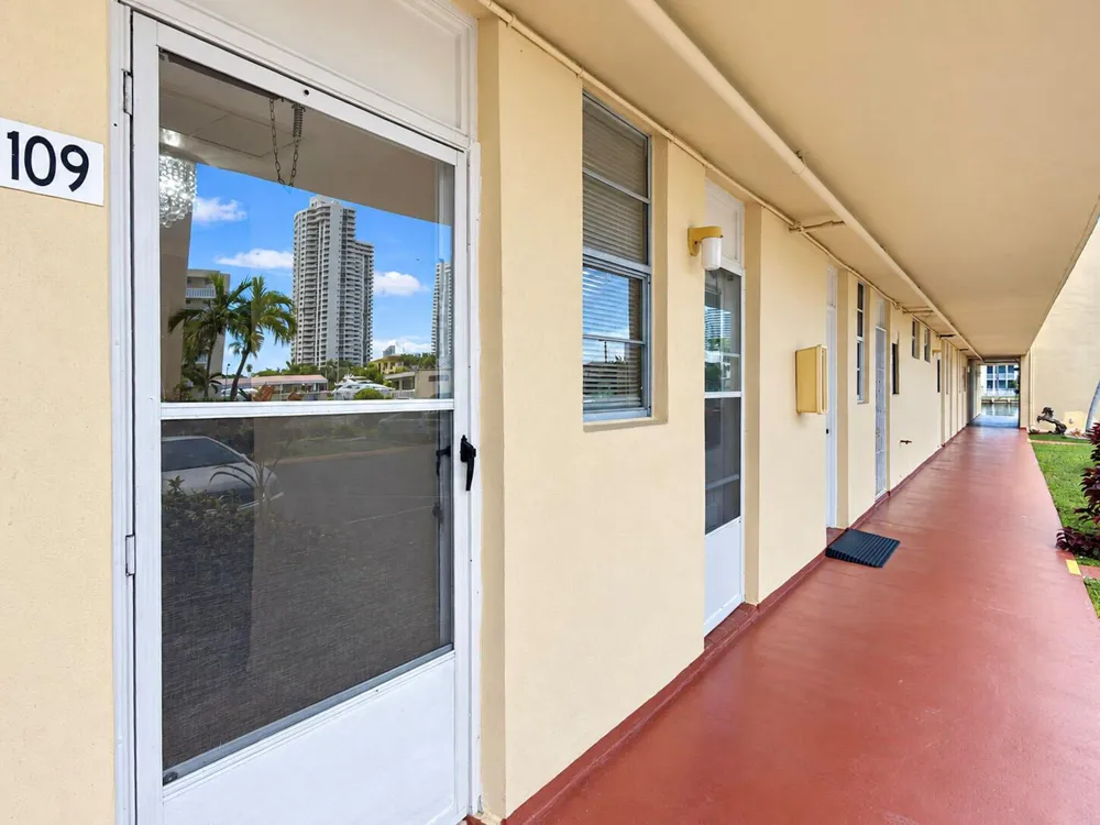 2999 POINT EAST DRIVE #C109 Aventura, FL 33160