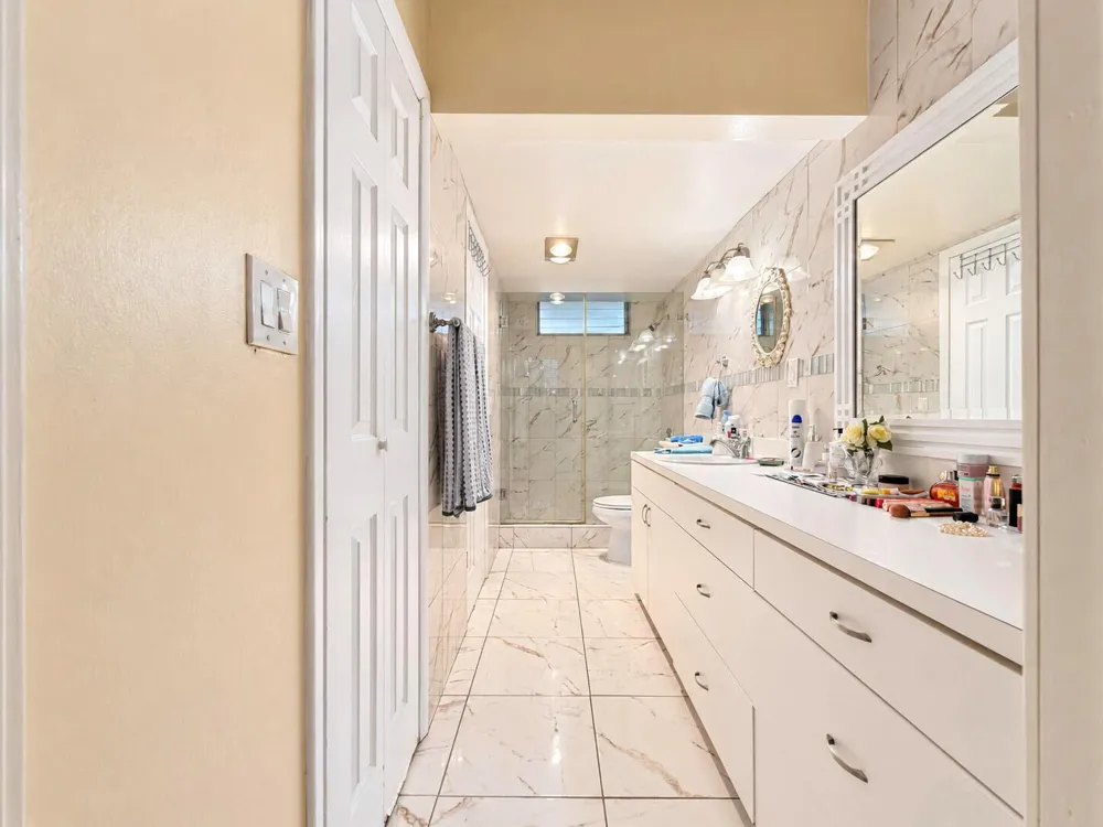 2999 POINT EAST DRIVE #C109 Aventura, FL 33160