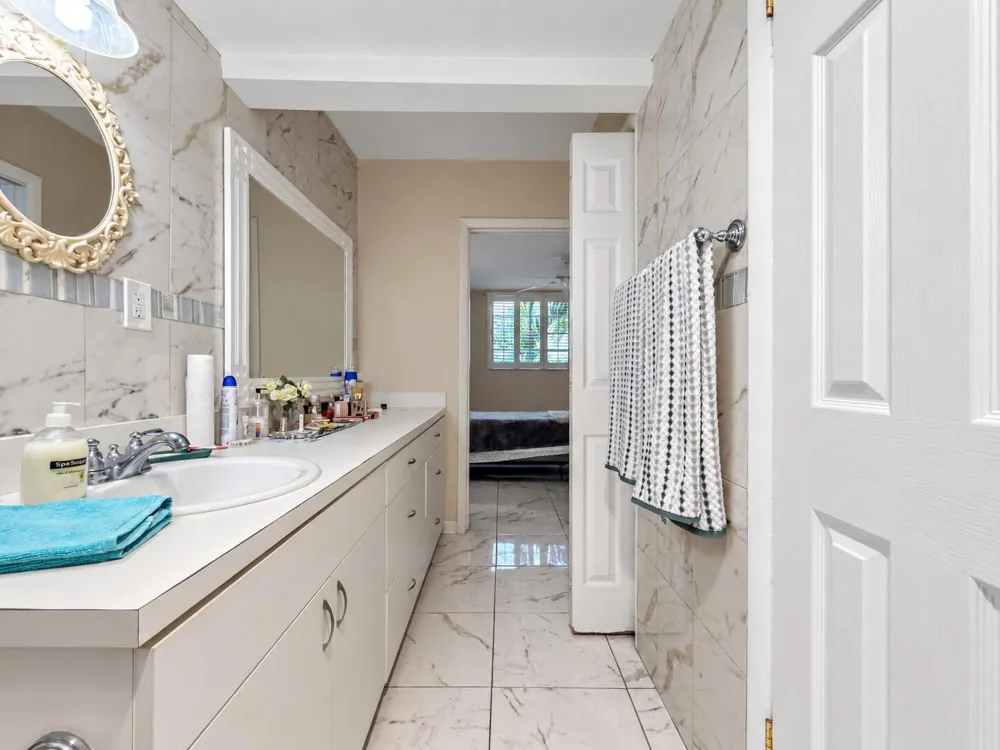 2999 POINT EAST DRIVE #C109 Aventura, FL 33160