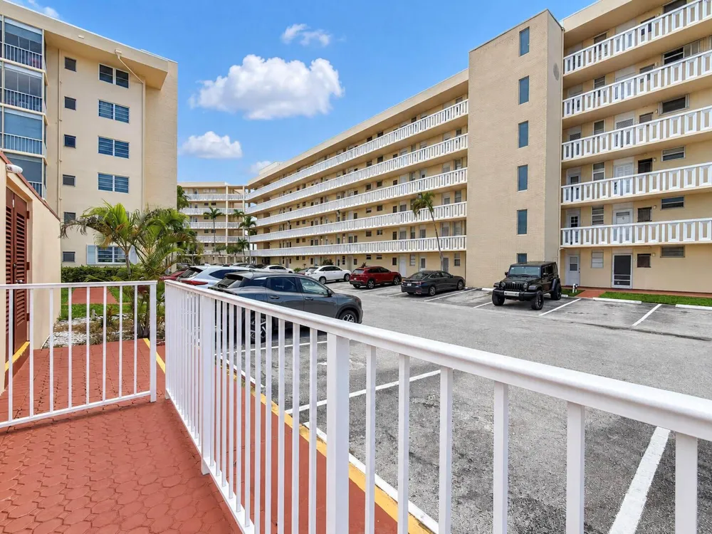 2999 POINT EAST DRIVE #C109 Aventura, FL 33160
