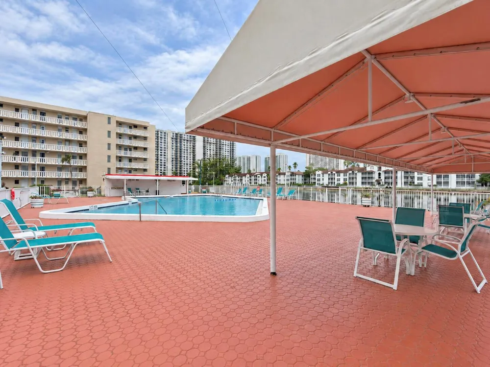 2999 POINT EAST DRIVE #C109 Aventura, FL 33160