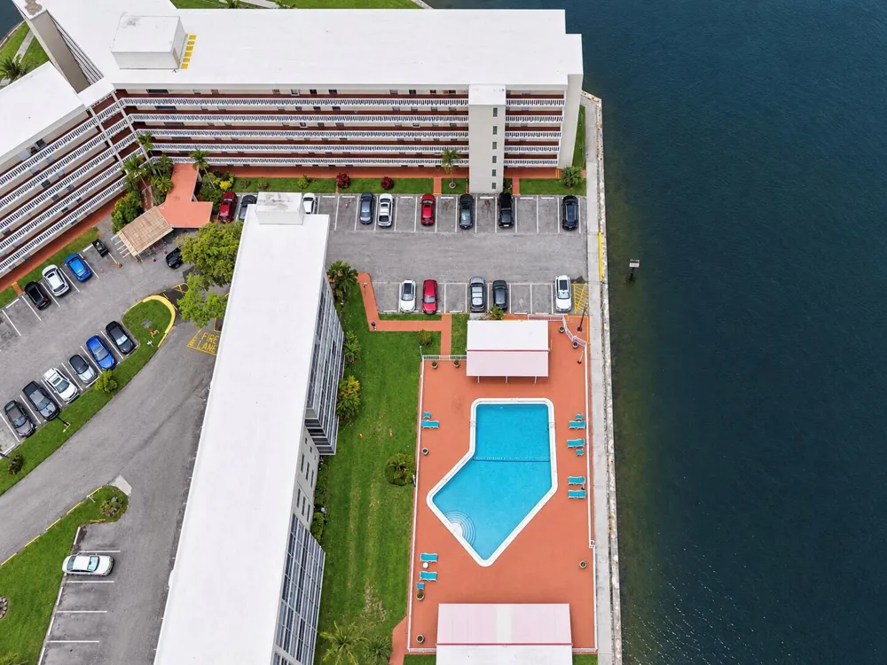 2999 POINT EAST DRIVE #C109 Aventura, FL 33160