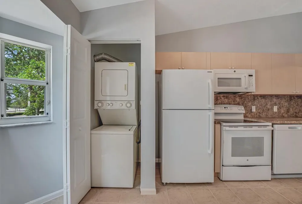 3810 JOG ROAD #204 West Palm Beach, FL 33411