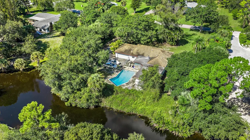 8550 Nashua Drive Palm Beach Gardens, FL 33418