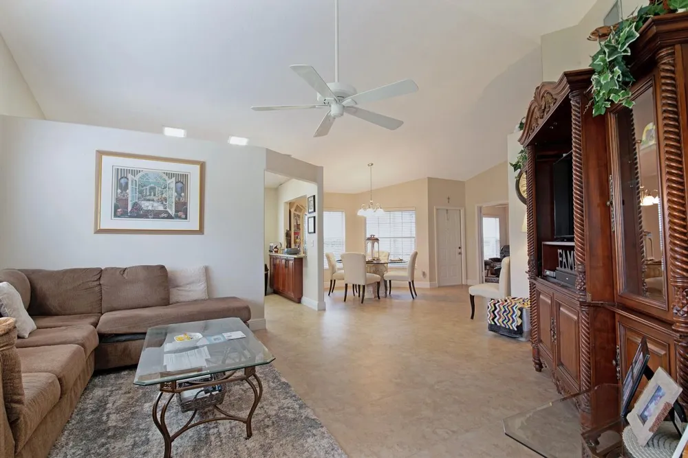 7872 Mansfield Hollow Road Delray Beach, FL 33446
