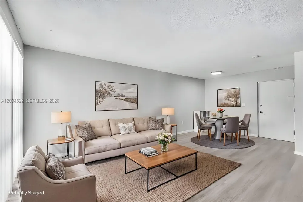 17620 Atlantic Blvd #315 Sunny Isles Beach, FL 33160