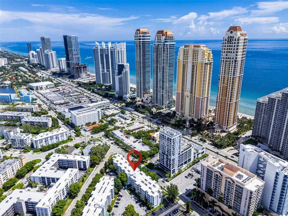 17620 Atlantic Blvd #315 Sunny Isles Beach, FL 33160
