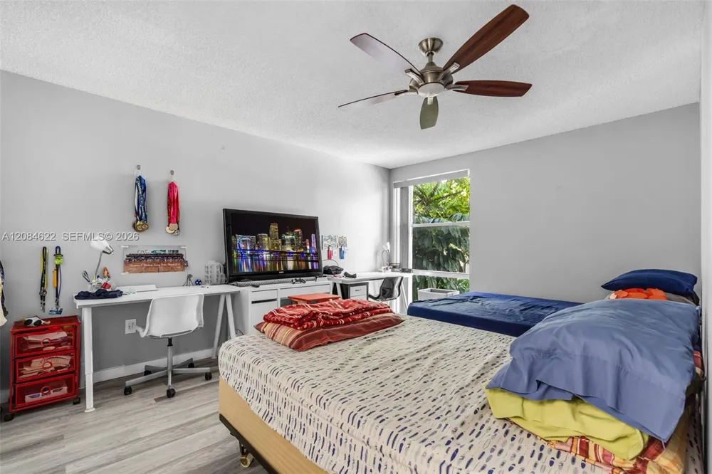 17620 Atlantic Blvd #315 Sunny Isles Beach, FL 33160