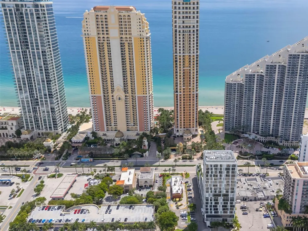 17620 Atlantic Blvd #315 Sunny Isles Beach, FL 33160