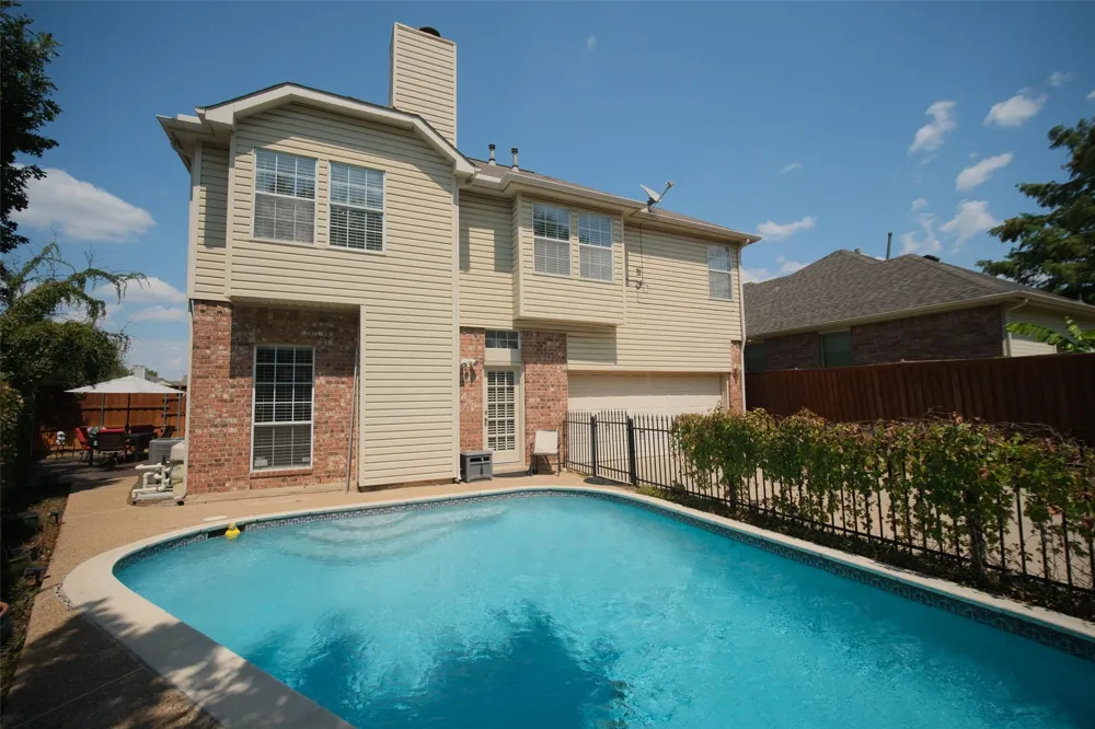 1804 Canoe Way Carrollton, TX 75010