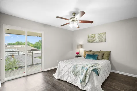 4502 Gaston Avenue #319