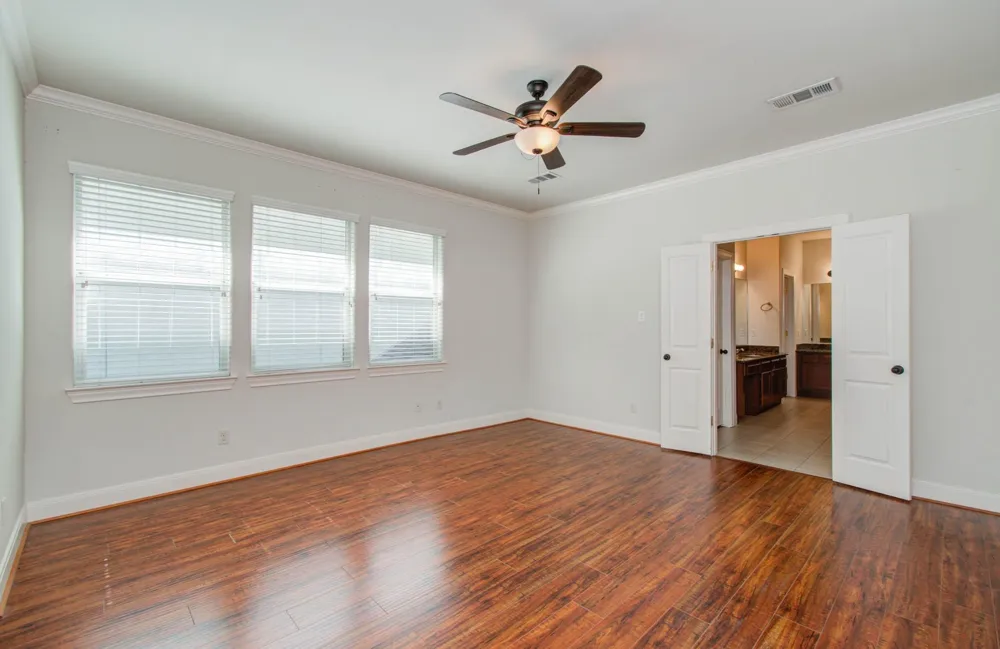 10205 Brooktree Drive Houston, TX 77043